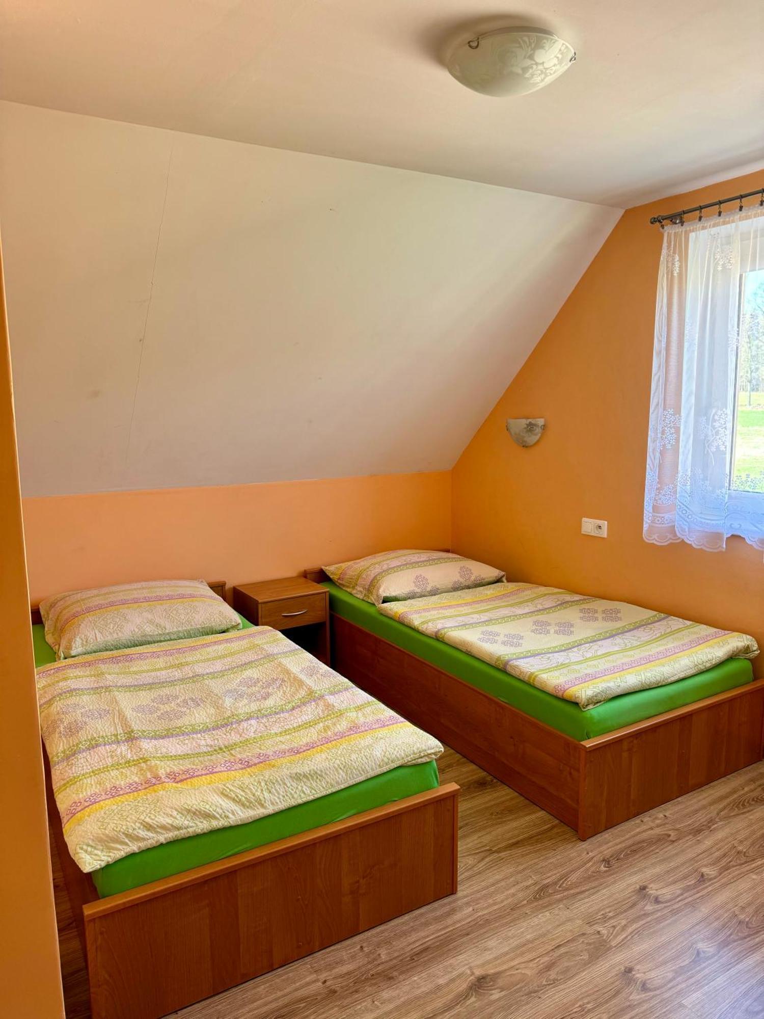 Domki Letniskowe Konik 2 Radkow Luaran gambar